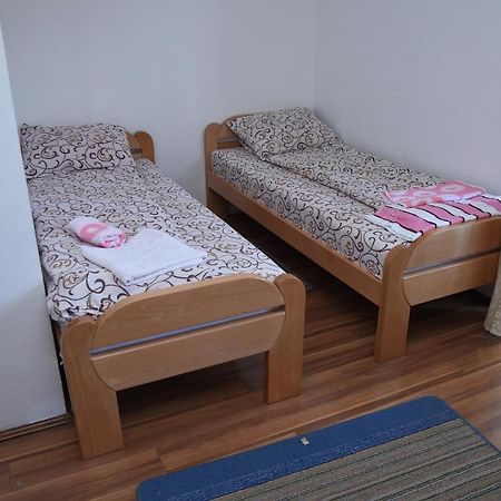MM Narcis Bed and Breakfast Vlasina Rid Exterior foto